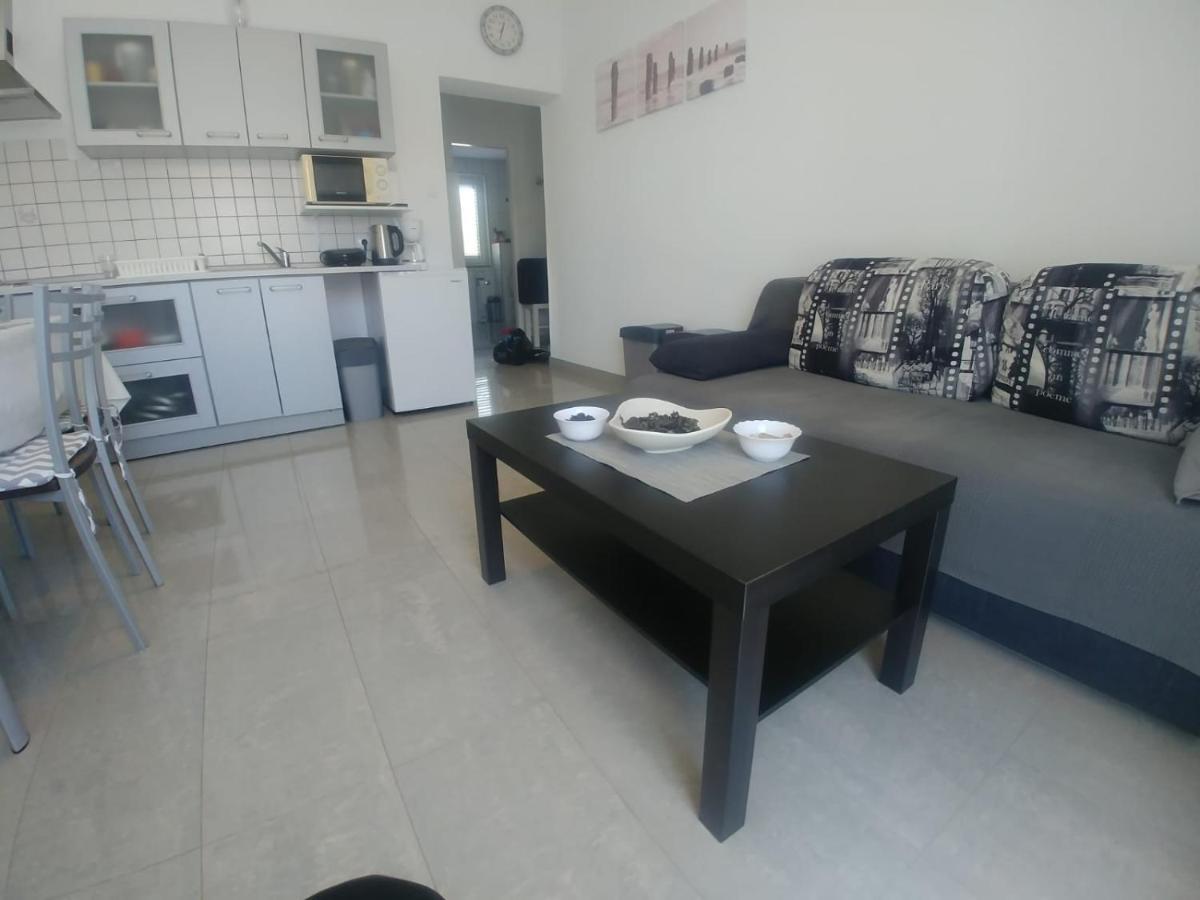 Lana Apartman Apartment Medulin Bagian luar foto